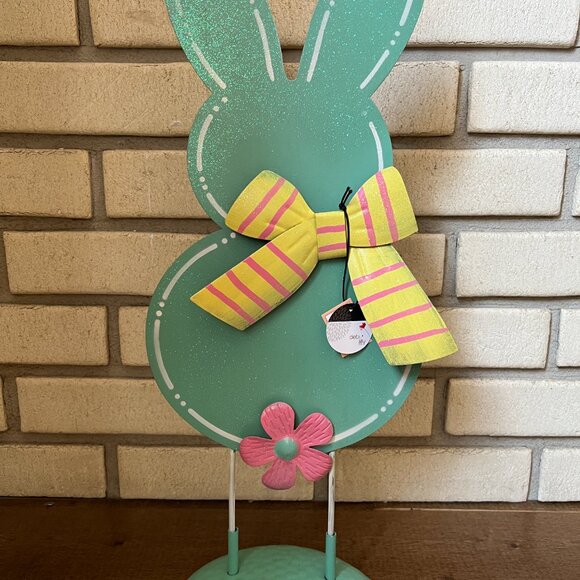 Debi Lilly Yellow Green Easter Bunny Rabbit Metal Standing Décor, 2 Qty - NWT - Picture 5 of 7